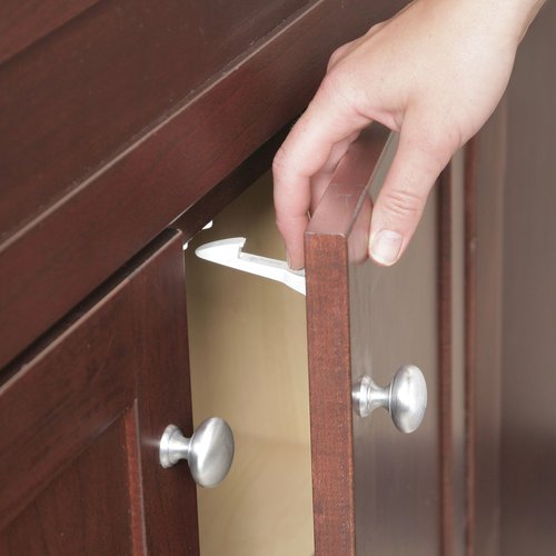 Safety 1st Spring n' Release Latches
