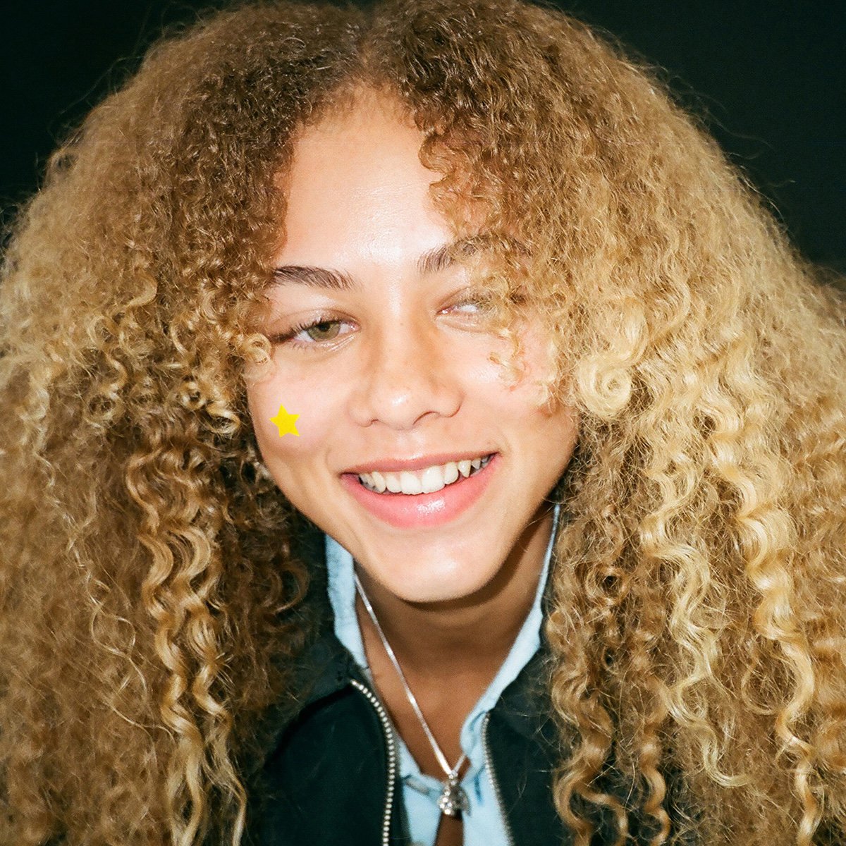 Starface Hydro-Star Pimple Patches + Big Yellow Compact