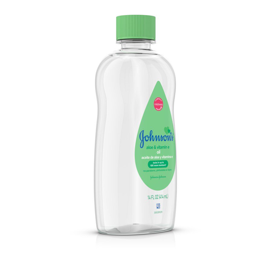 Johnson's Baby Mineral Oil with Aloe Vera & Vitamin E