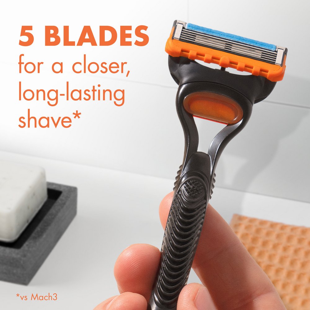 Gillette Fusion5 Razor + 2 Blade Refills