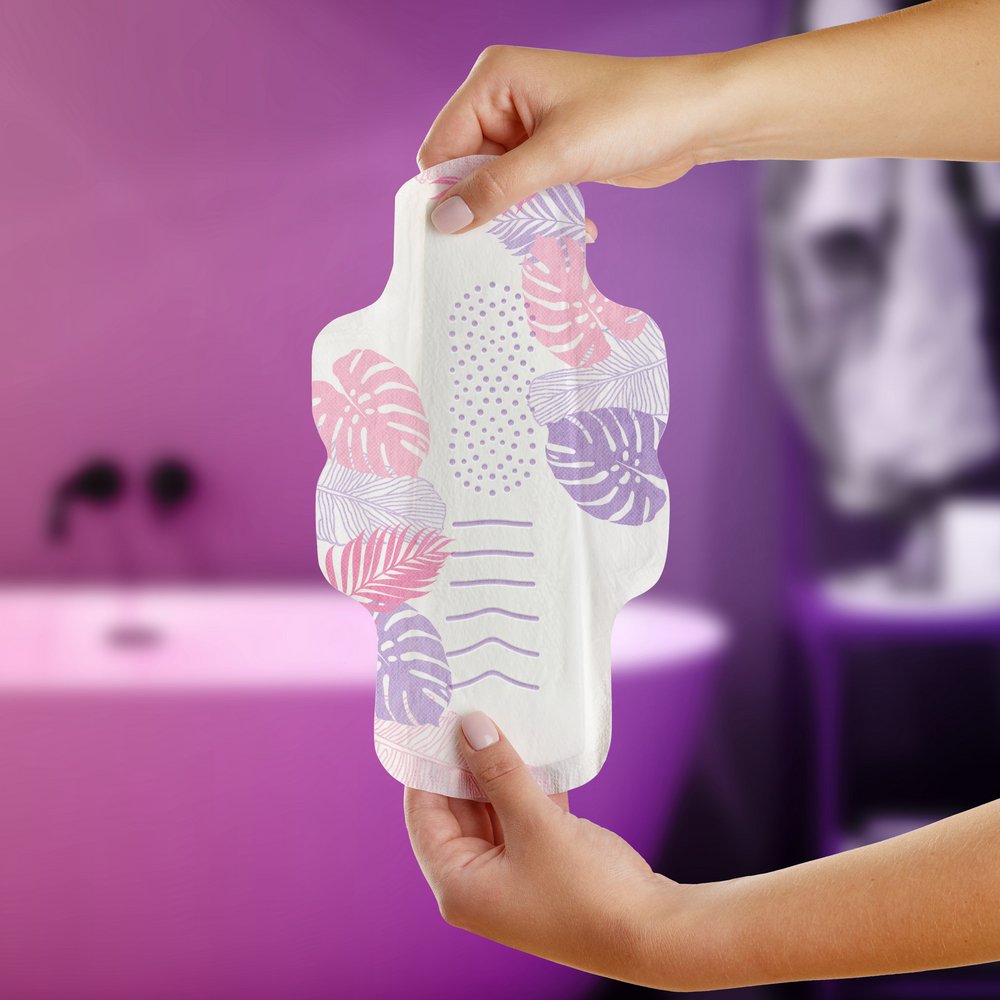 Always Radiant FlexFoam Pads Regular Absorbency, with Wings, Scented Size 1