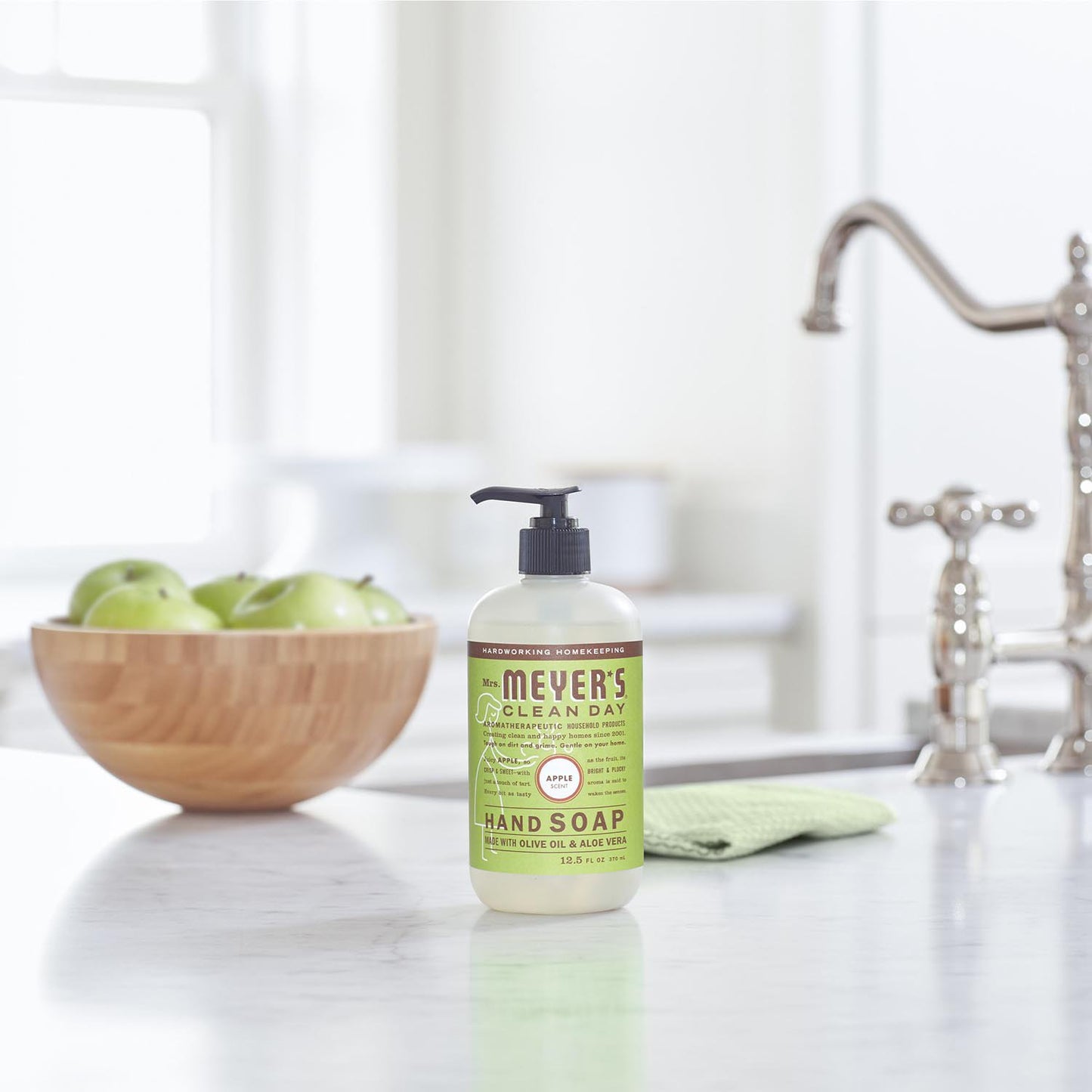 Mrs. Meyer's Clean Day Apple Scent Liquid Hand Soap