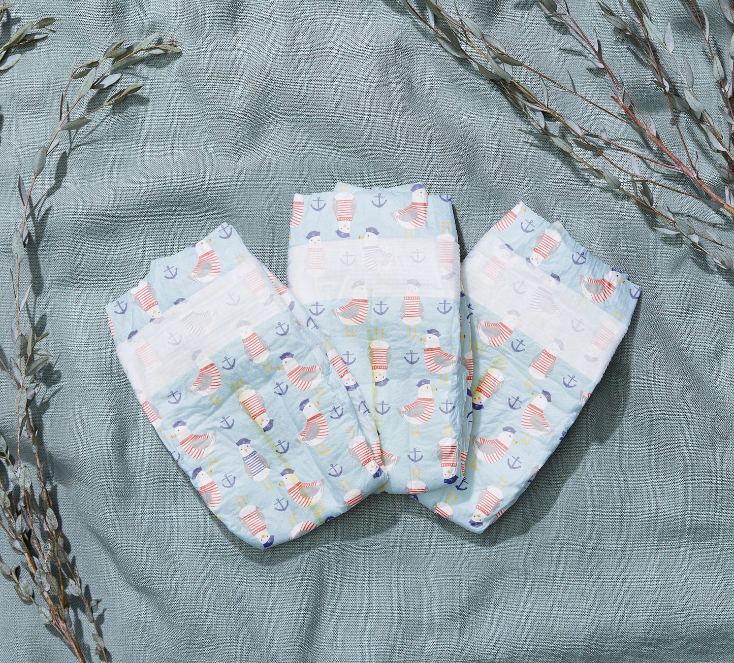 The Honest Company Clean Conscious Diapers Club Box - Size 3, 2 Print Pack