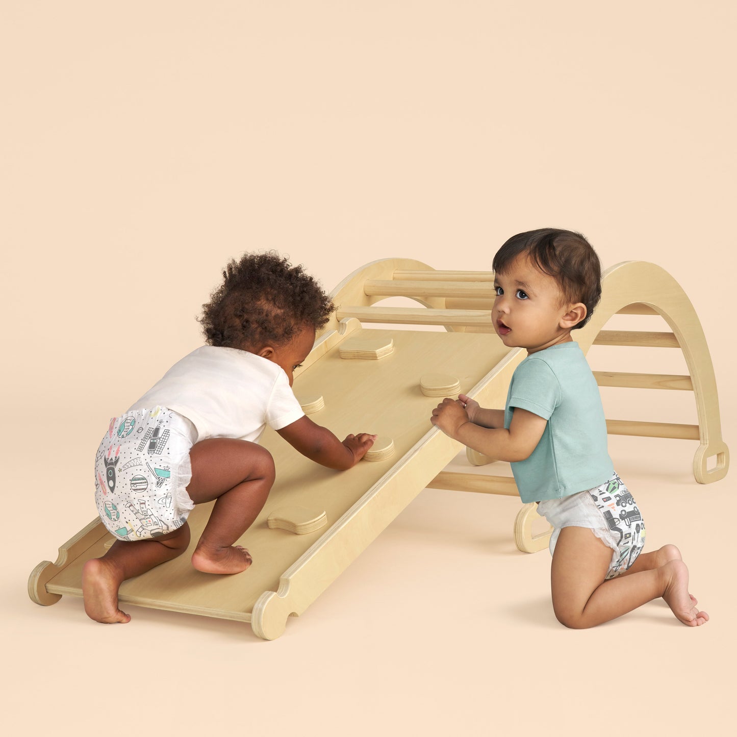 The Honest Company Clean Conscious Diapers Club Box - Size 4, 2 Print Pack