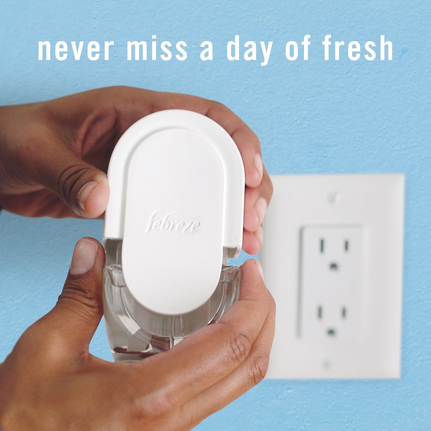 Febreze Plug In Air Freshener, Odor-Fighting Scented Oil Refill, Gain Moonlight Breeze