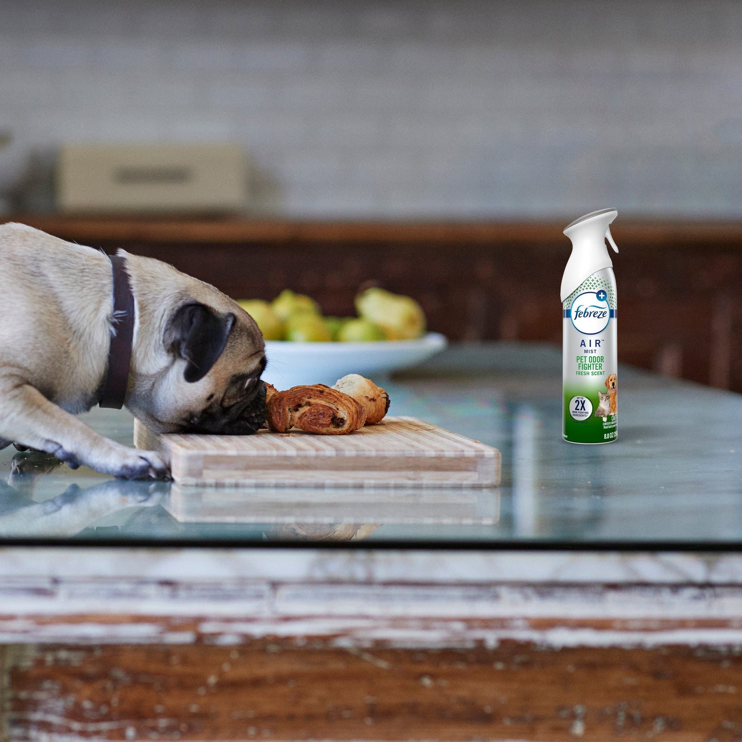 Febreze Air Fresh Scent Pet Odor-Fighting Spray