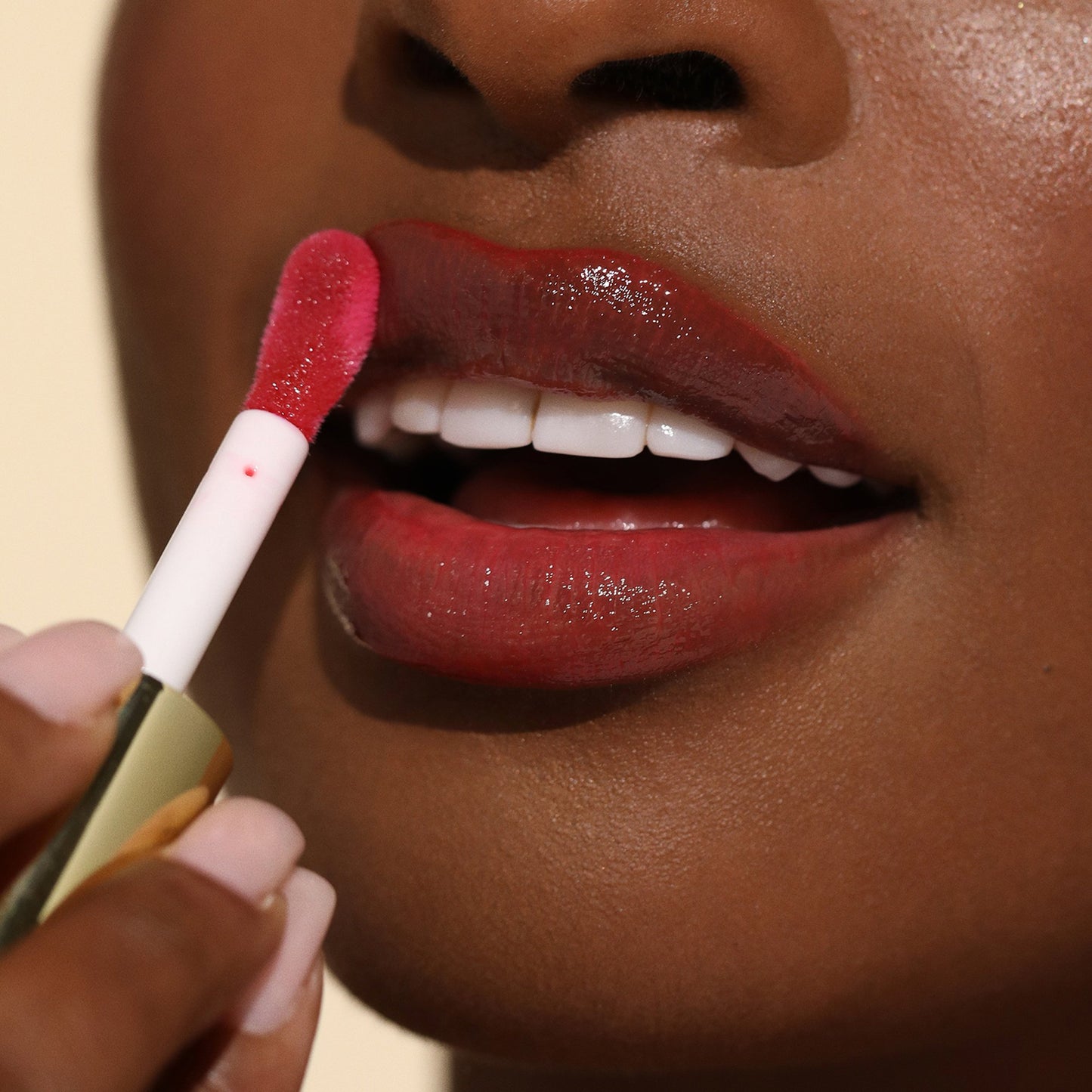 Milani Fruit Fetish Lip Oil - Strawberry Melon
