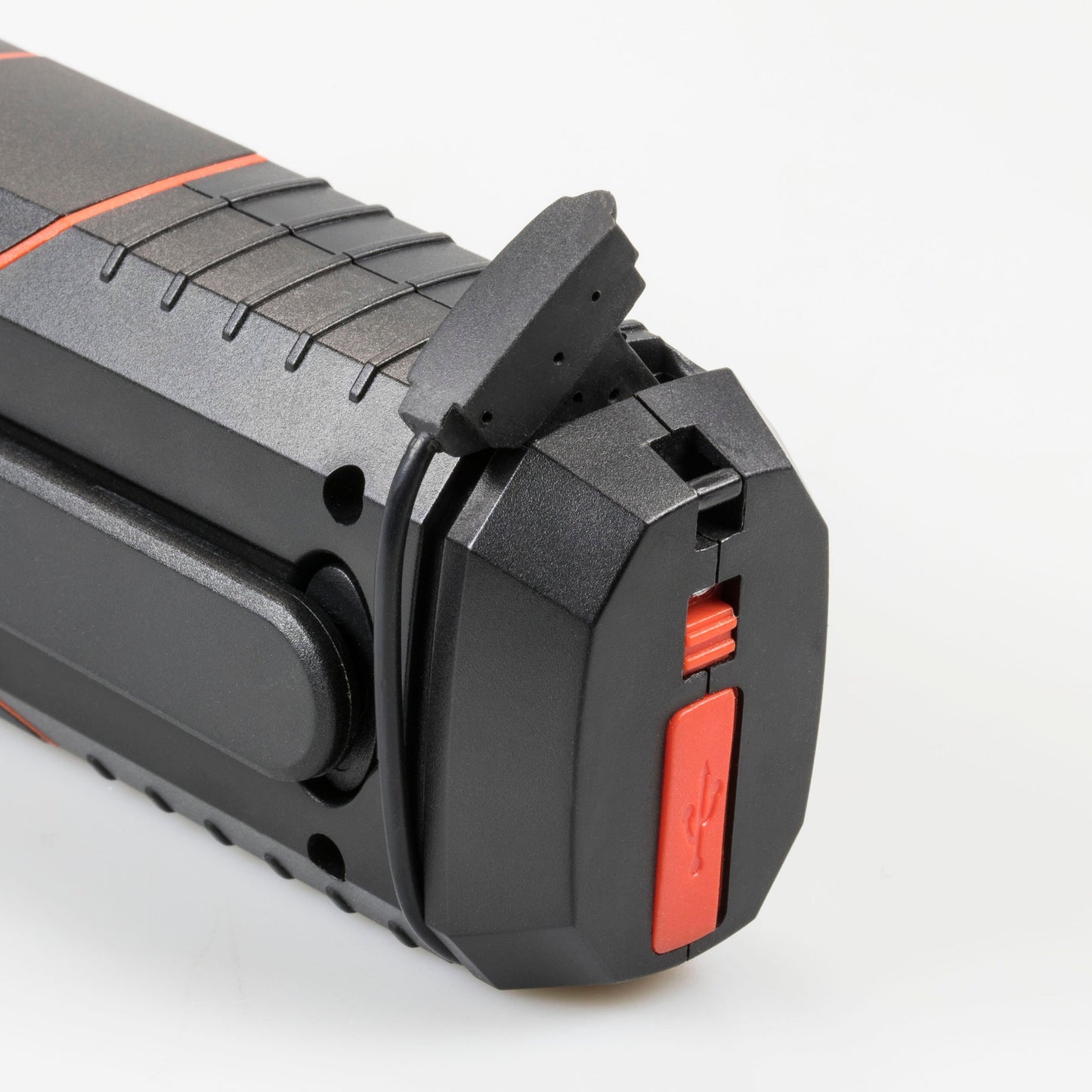 Life Gear StormProof Crank USB Radio Flashlight