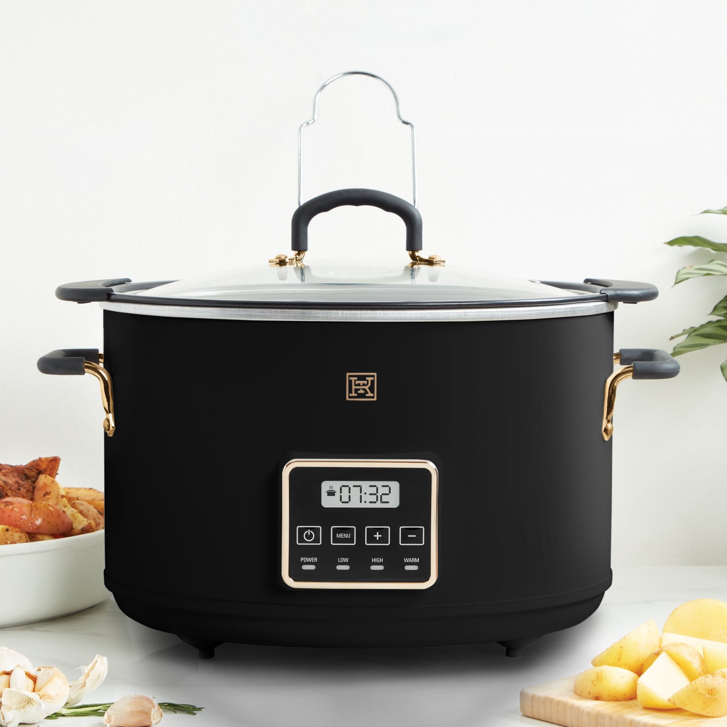 Kitchen & Table by H-E-B Programmable Slow Cooker with Searing Pot - Classic Black