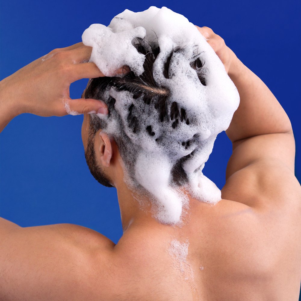 Head & Shoulders 2 in 1 Men Dandruff Shampoo + Conditioner - Sandalwood