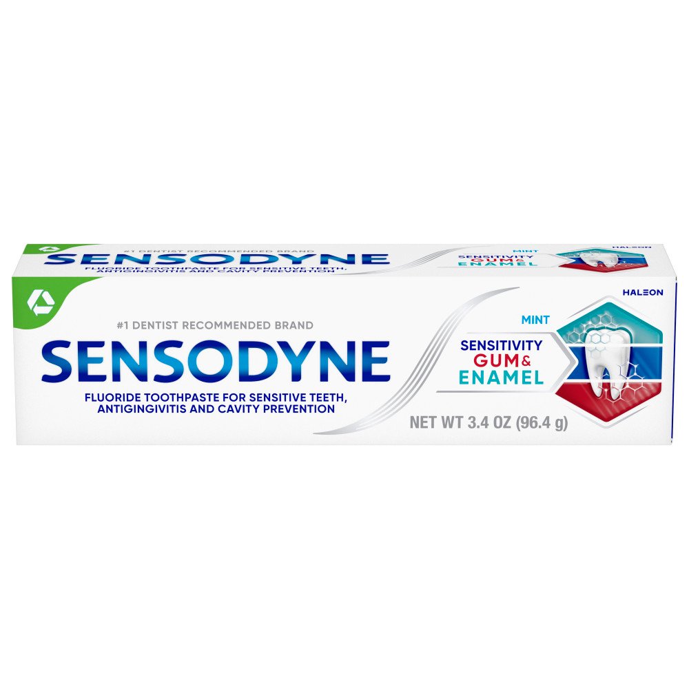 Sensodyne Toothpaste Sensitivity Gum and Enamel, Triple Protection, Refreshing Fluoride Toothpaste, Mint Flavor