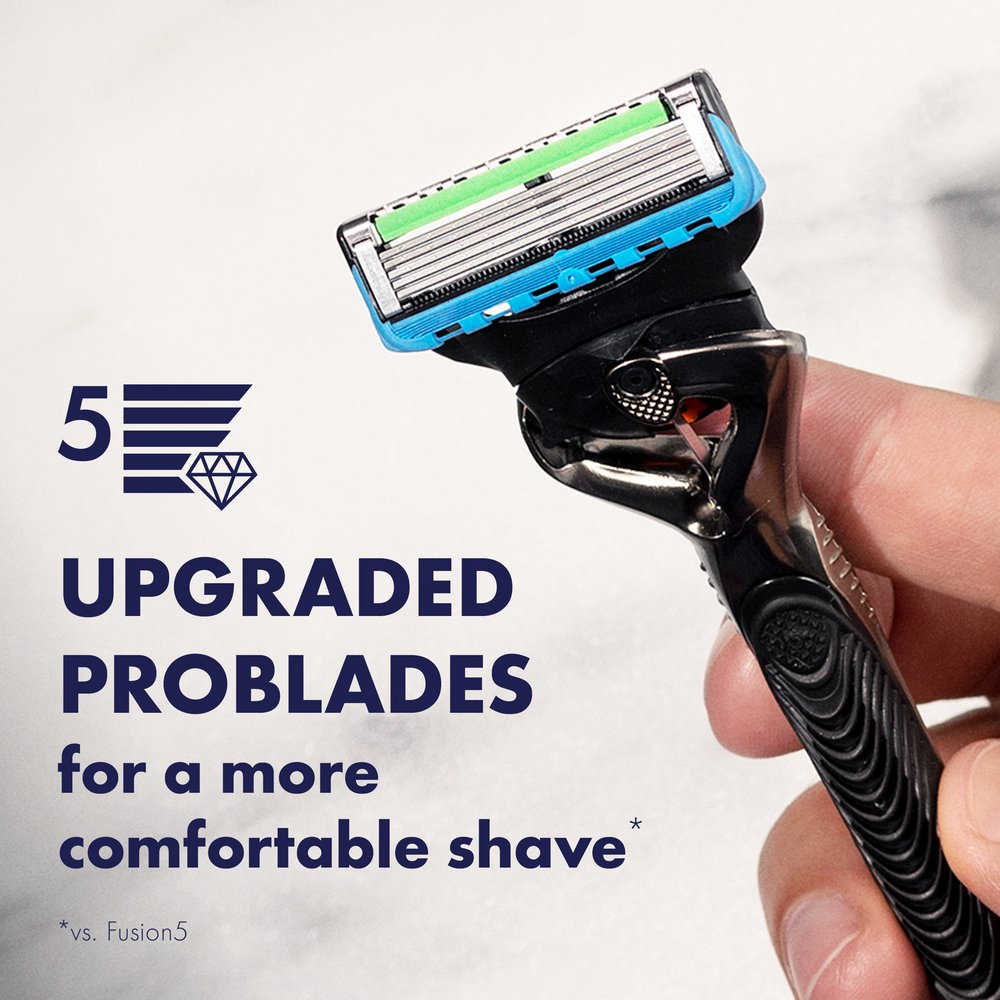 Gillette ProGlide Razor for Men, Handle + 4 Blade Refills