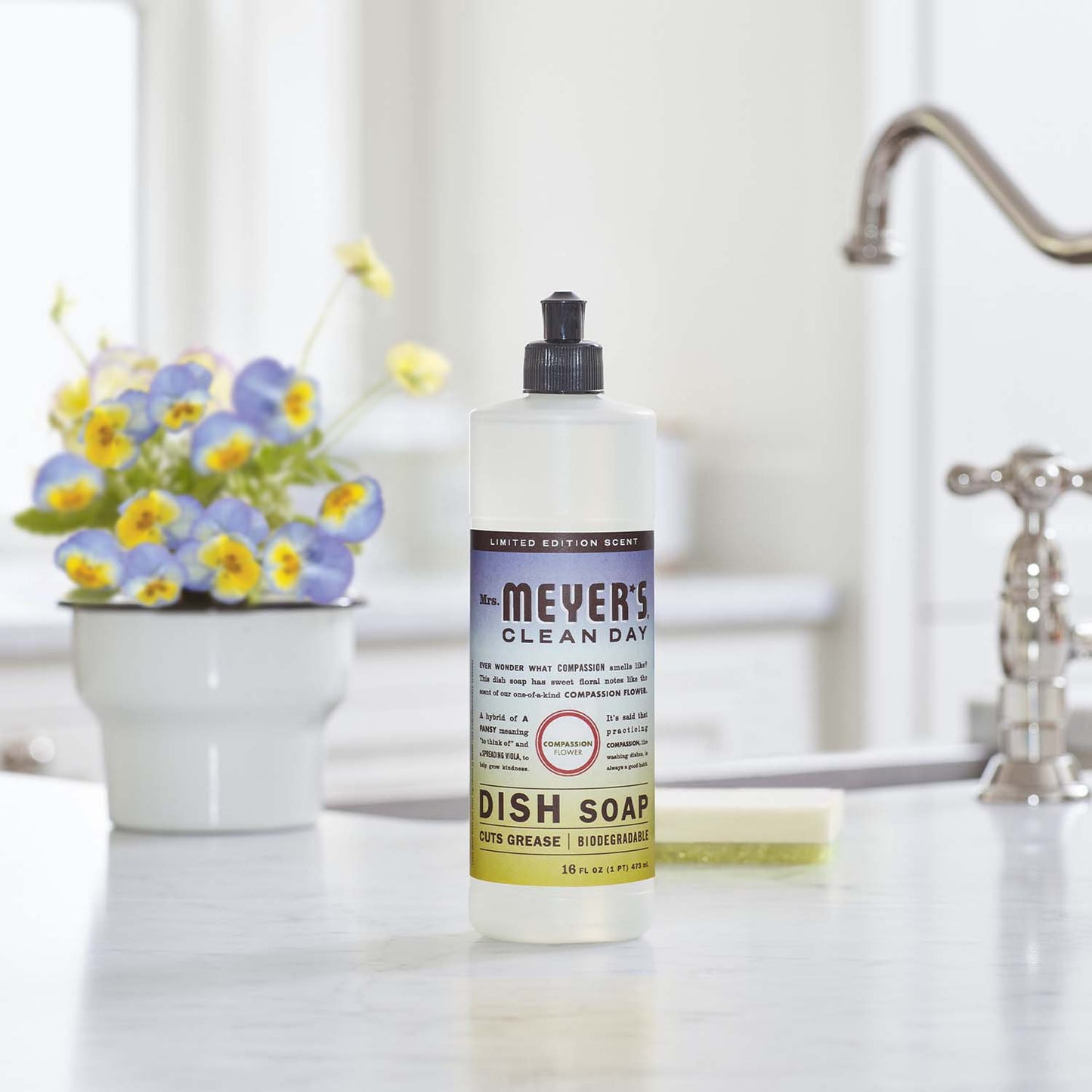 Mrs. Meyer's Clean Day Compassion Flower Scent Dish Soap