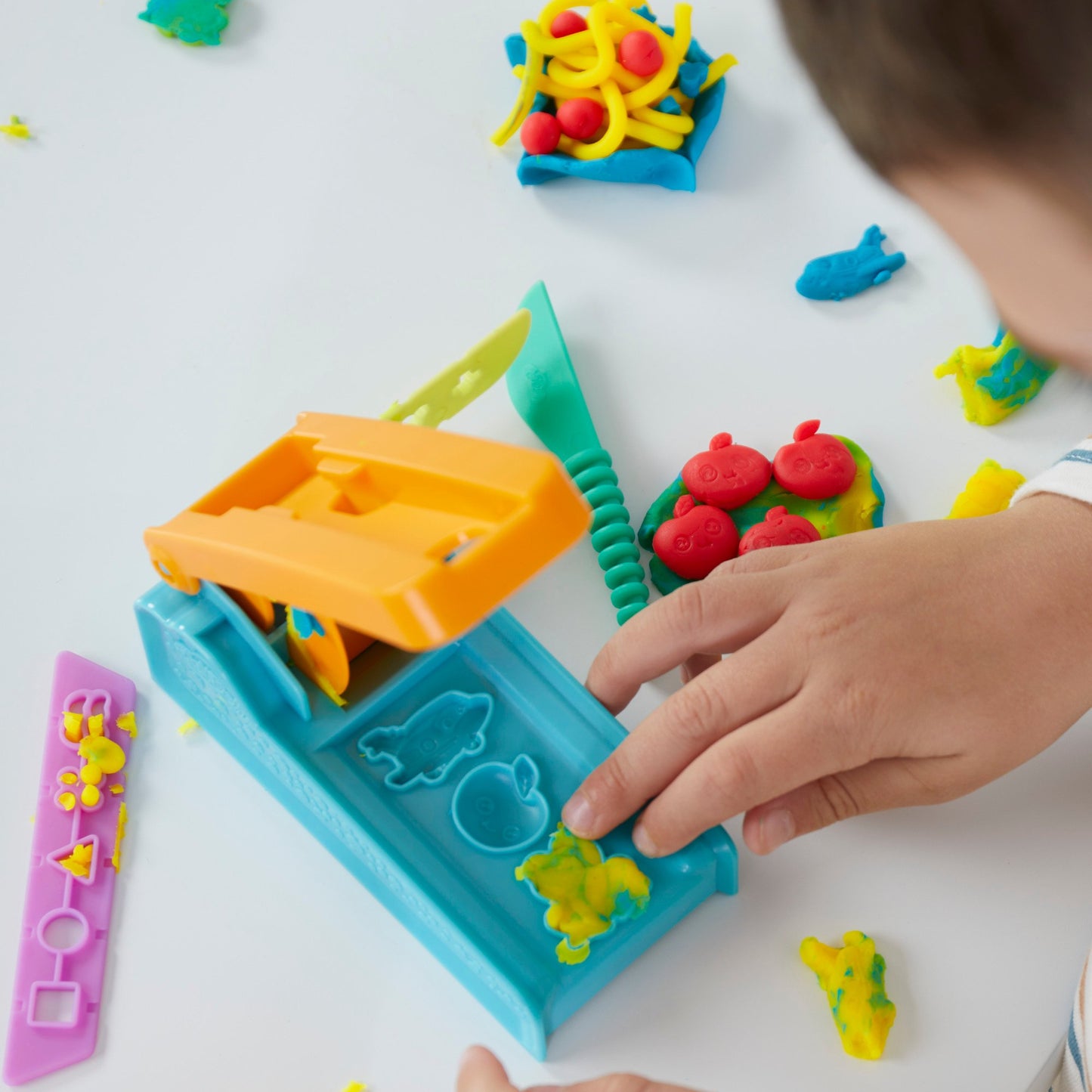 Play-Doh Fun Factory Starter Set