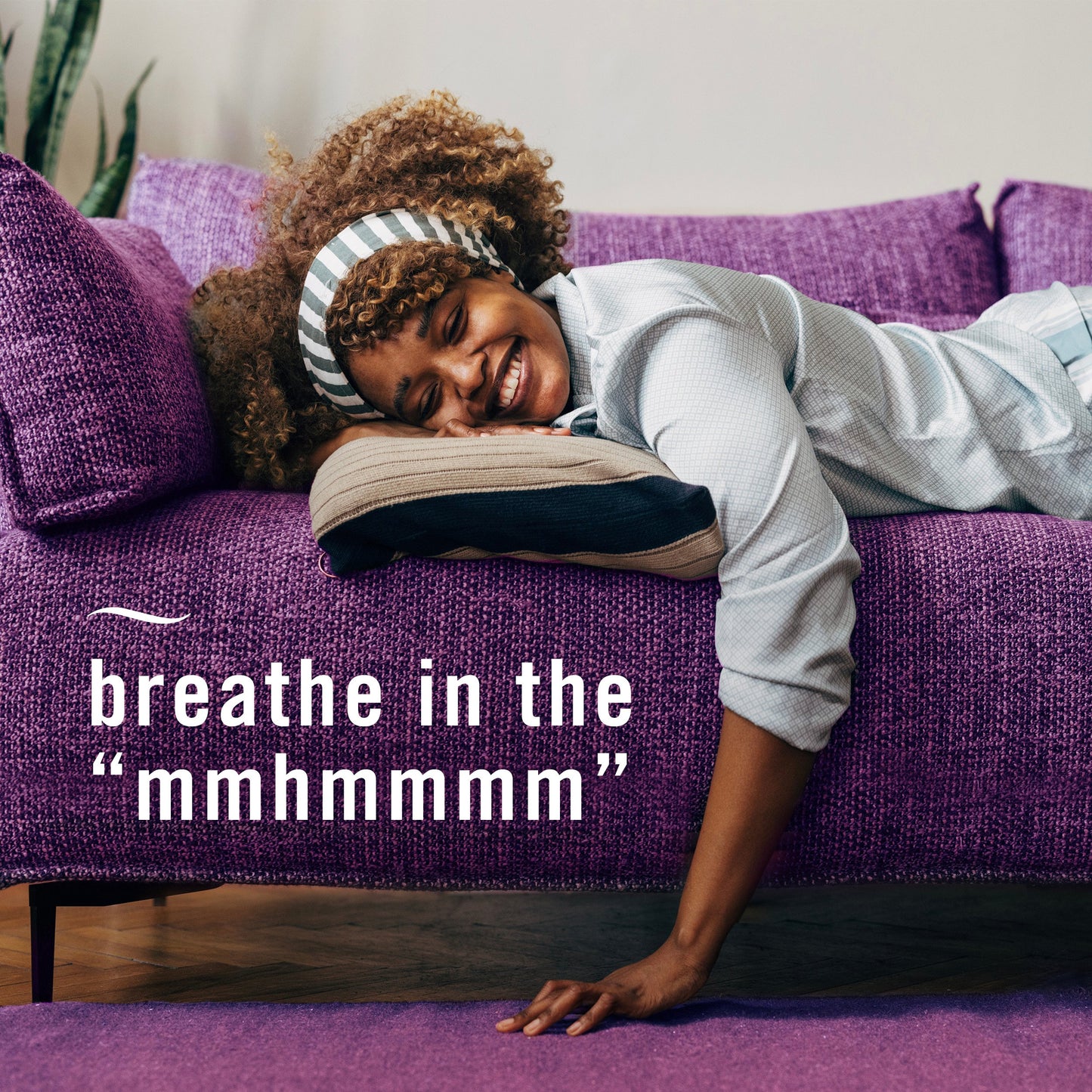 Febreze Odor-Fighting Fabric Refresher - Downy Calm