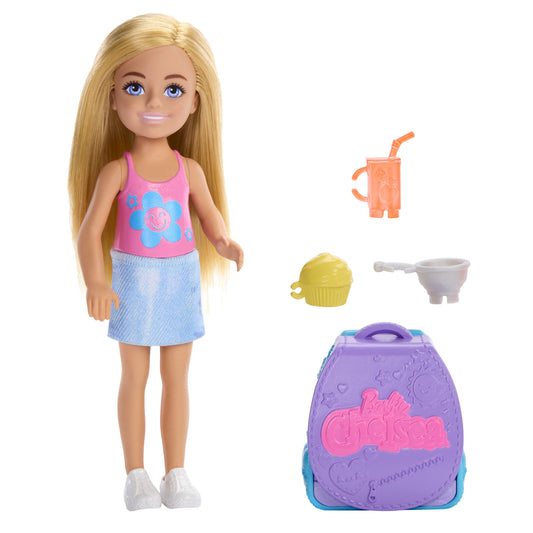 Barbie Family & Friends Chelsea's Cupcake Baking Backpack