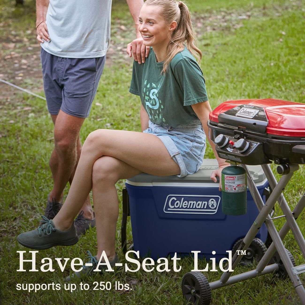Coleman Classic Cooler with Wheels - Midnight Blue