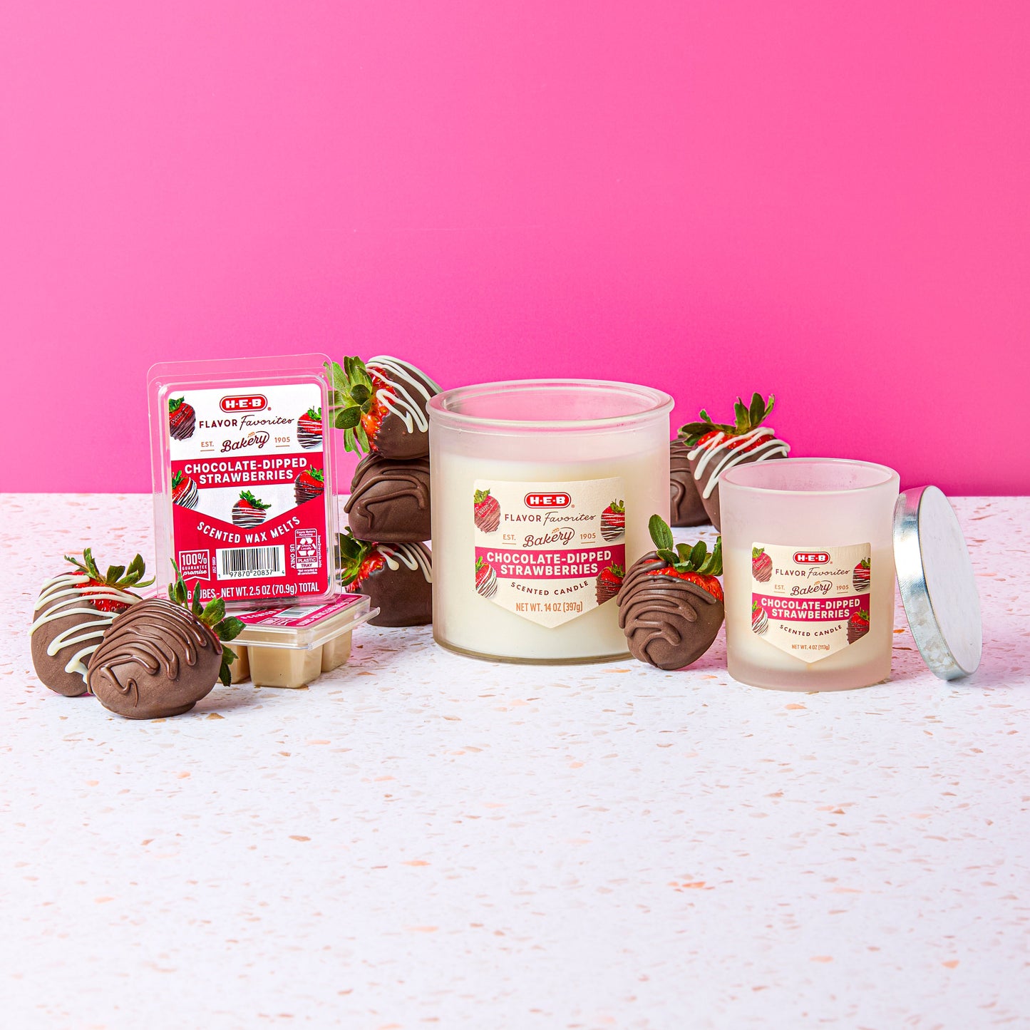 H-E-B Flavor Favorites Bakery Chocolate-Dipped Strawberries Scented Candle
