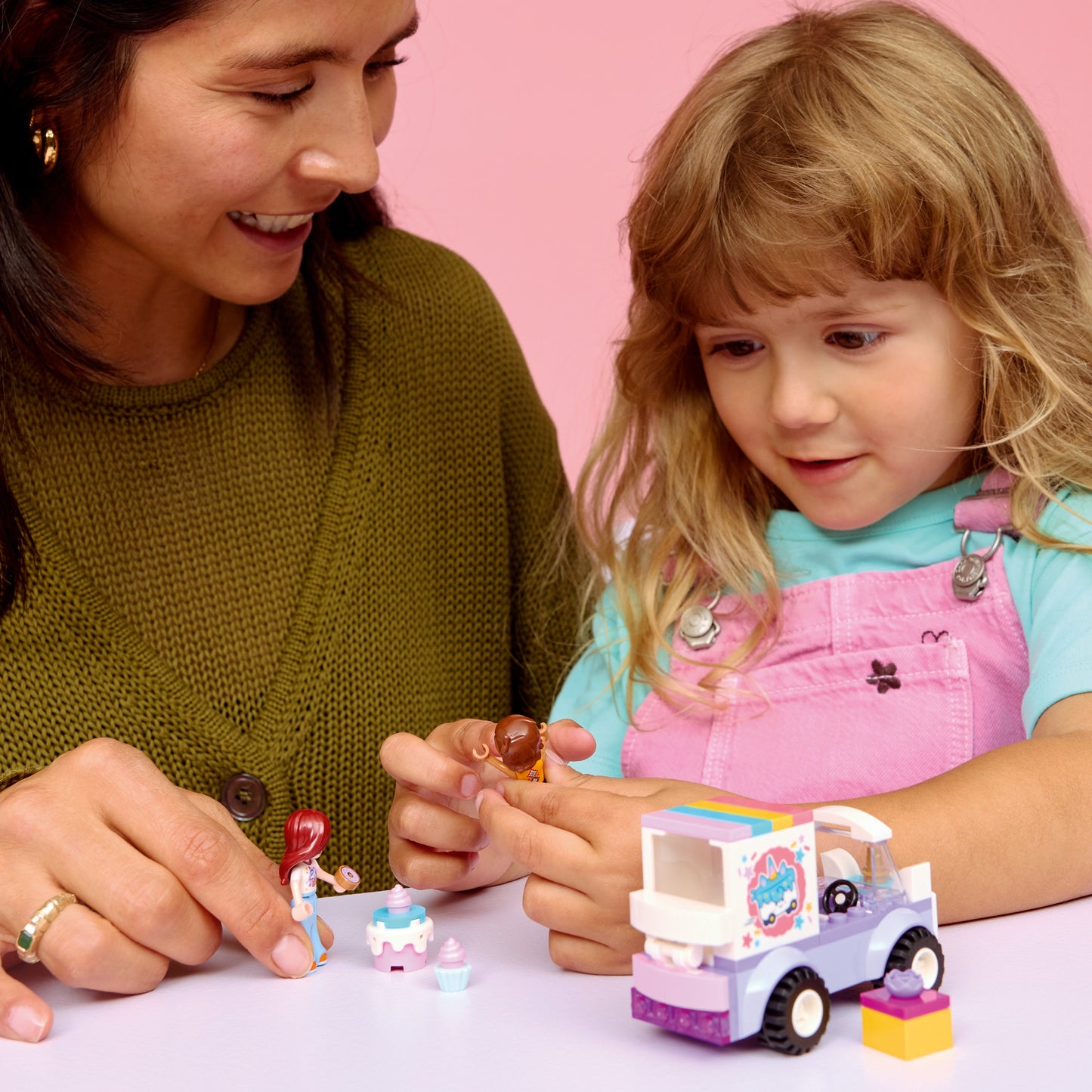 LEGO Friends Unicorn Cake Delivery Car Building Set