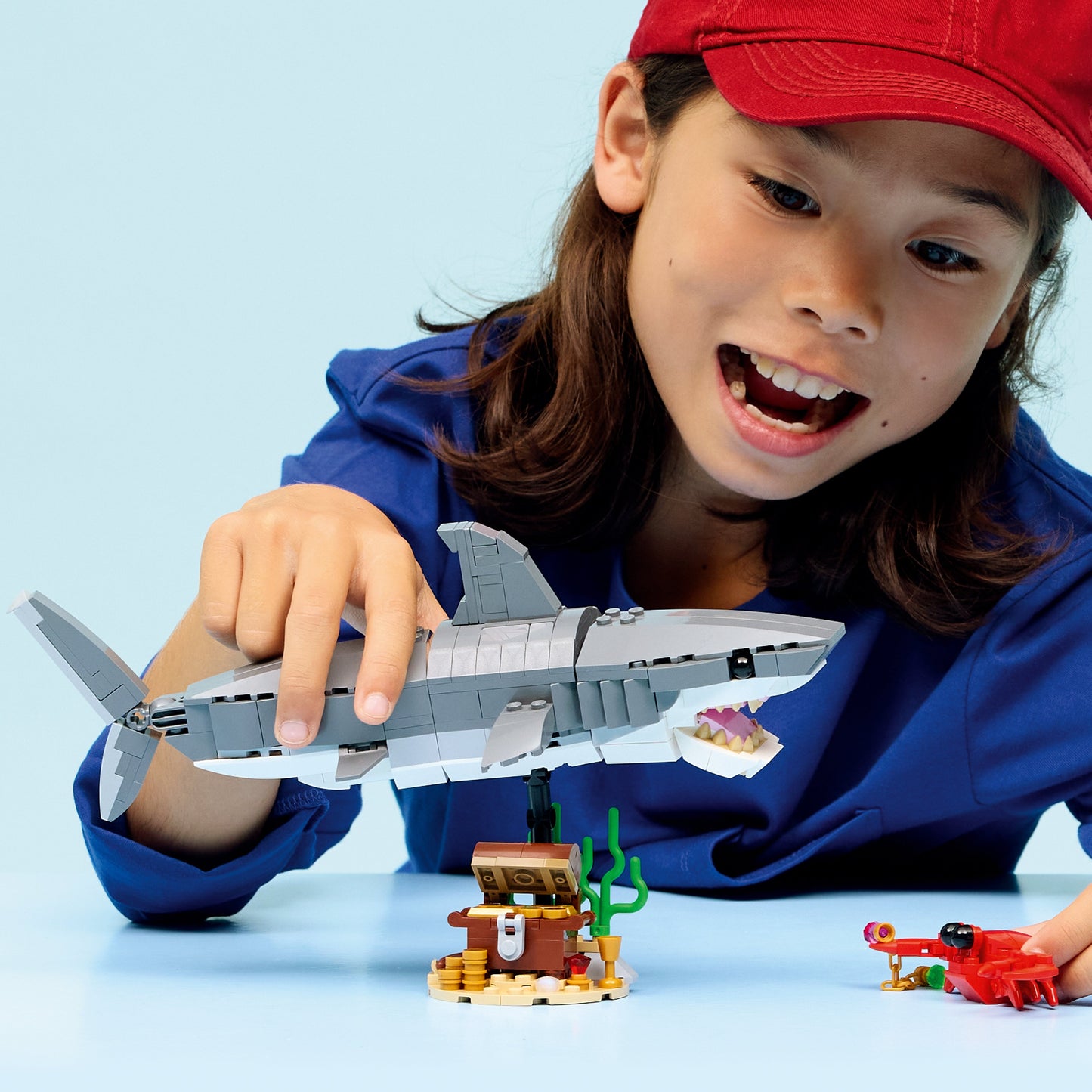 LEGO Creator Fierce Shark with a Treasure Chest Building Set