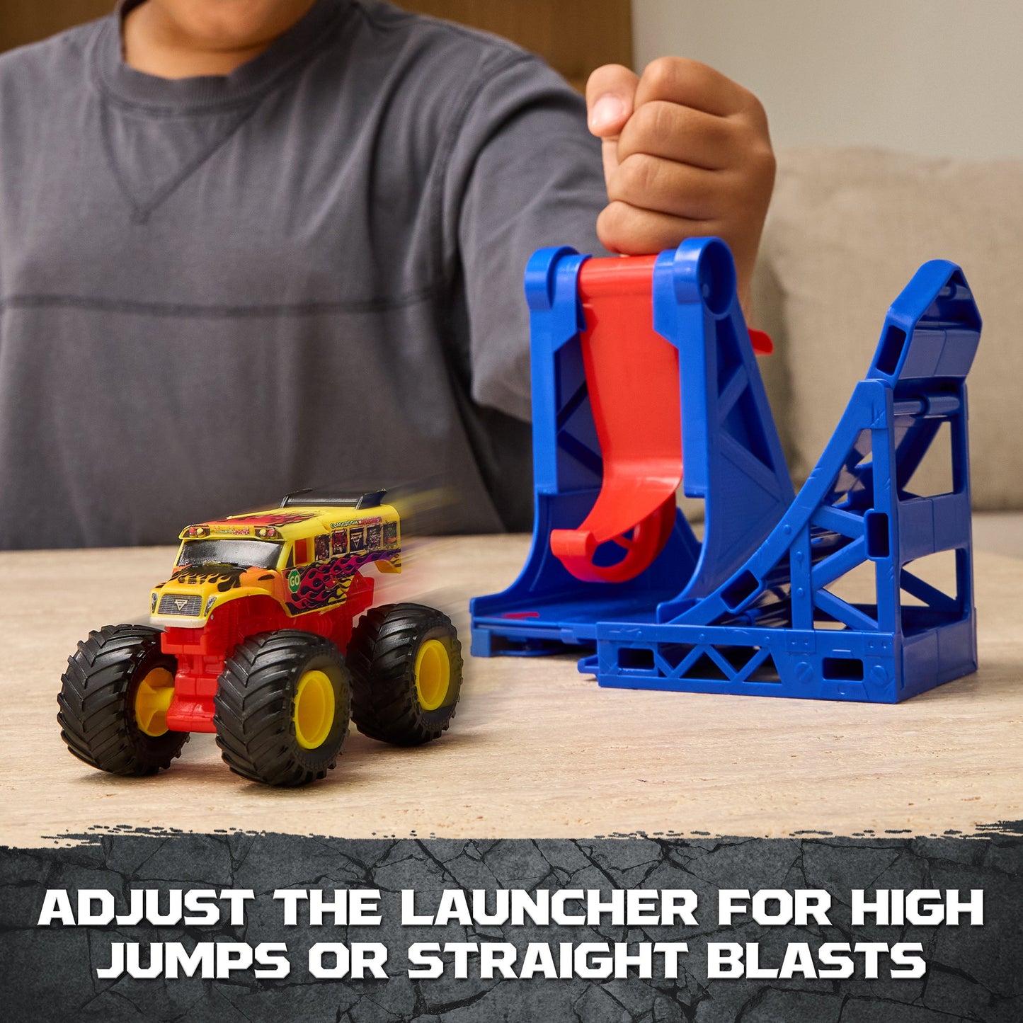 Monster Jam Smash & Bash Classroom Crusher Crash Course