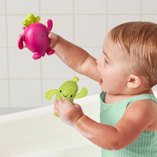 Itzy Ritzy Silly Swimmers Bath Toys