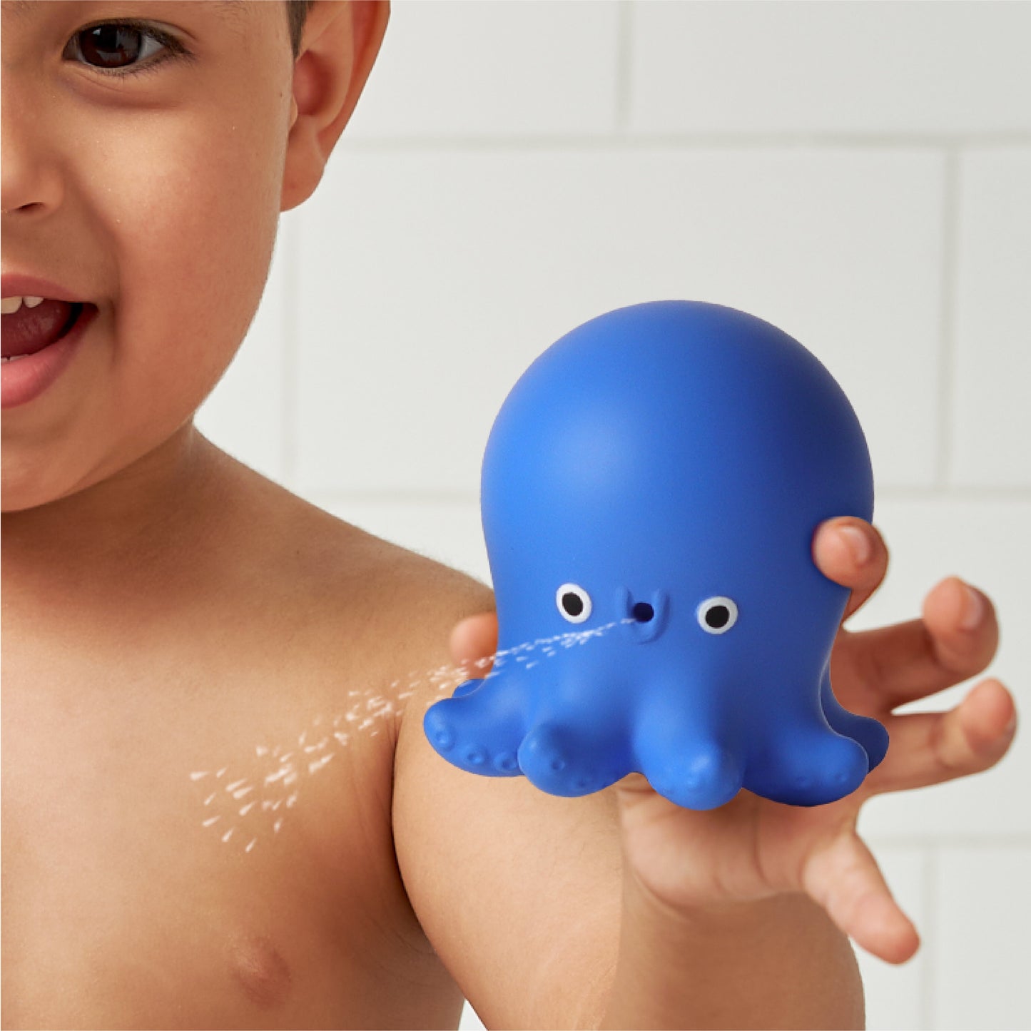 Itzy Ritzy Stack and Squirt Bath Toys
