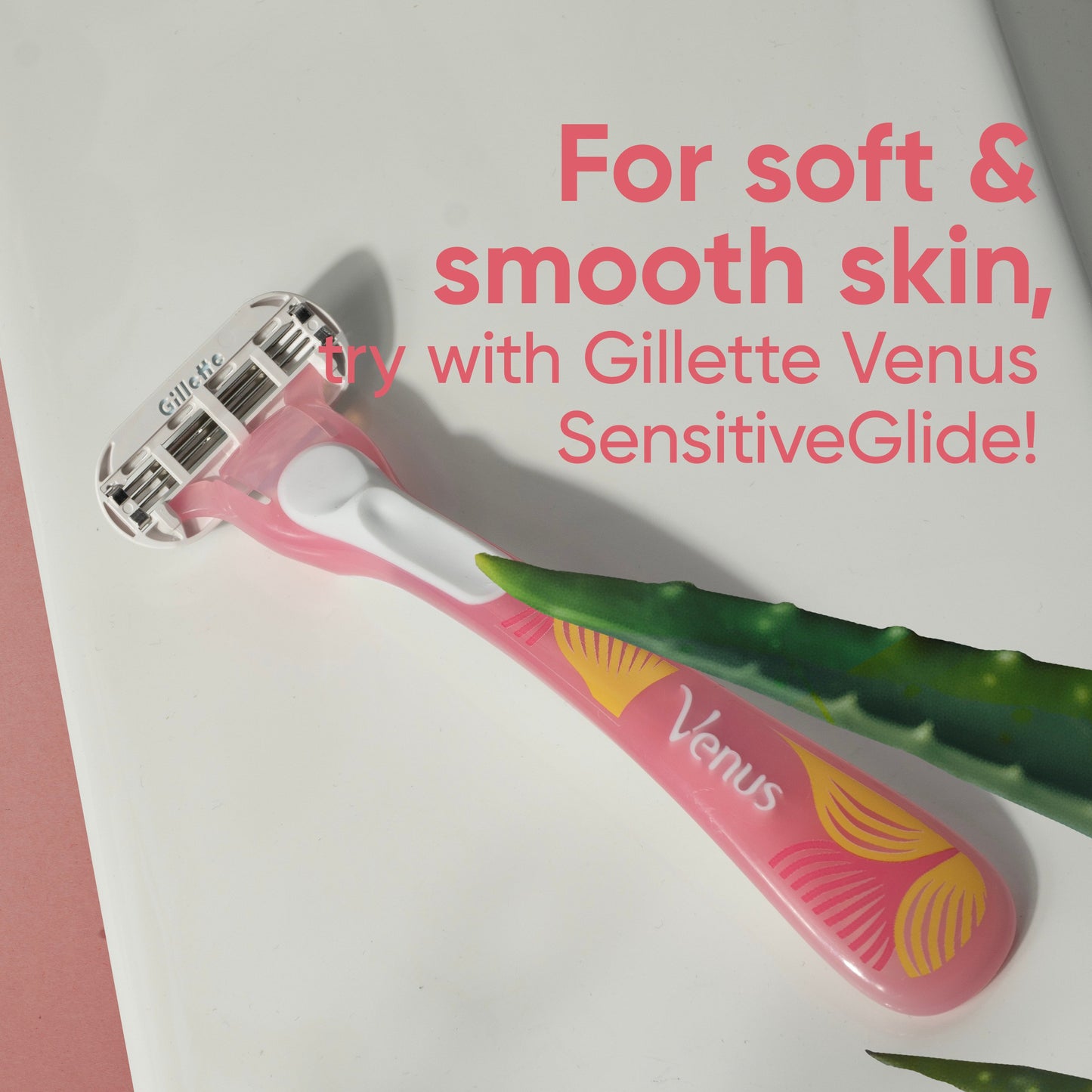 Gillette Venus Women's Sensitive 3 Blade Disposable Razors